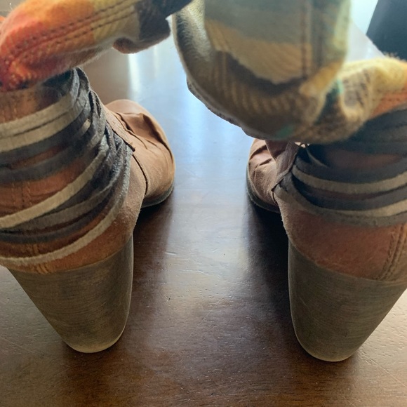 Rustic boots. In fair condition - Picture 3 of 4